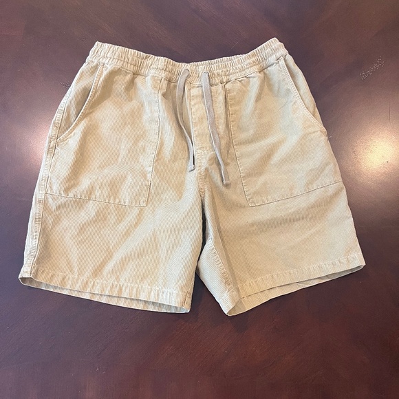 Men’s Sun + Stone Shorts - Picture 1 of 5